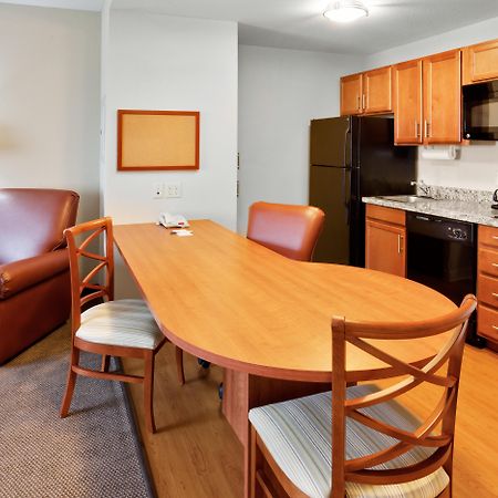 Candlewood Suites Hazleton By Ihg Room photo